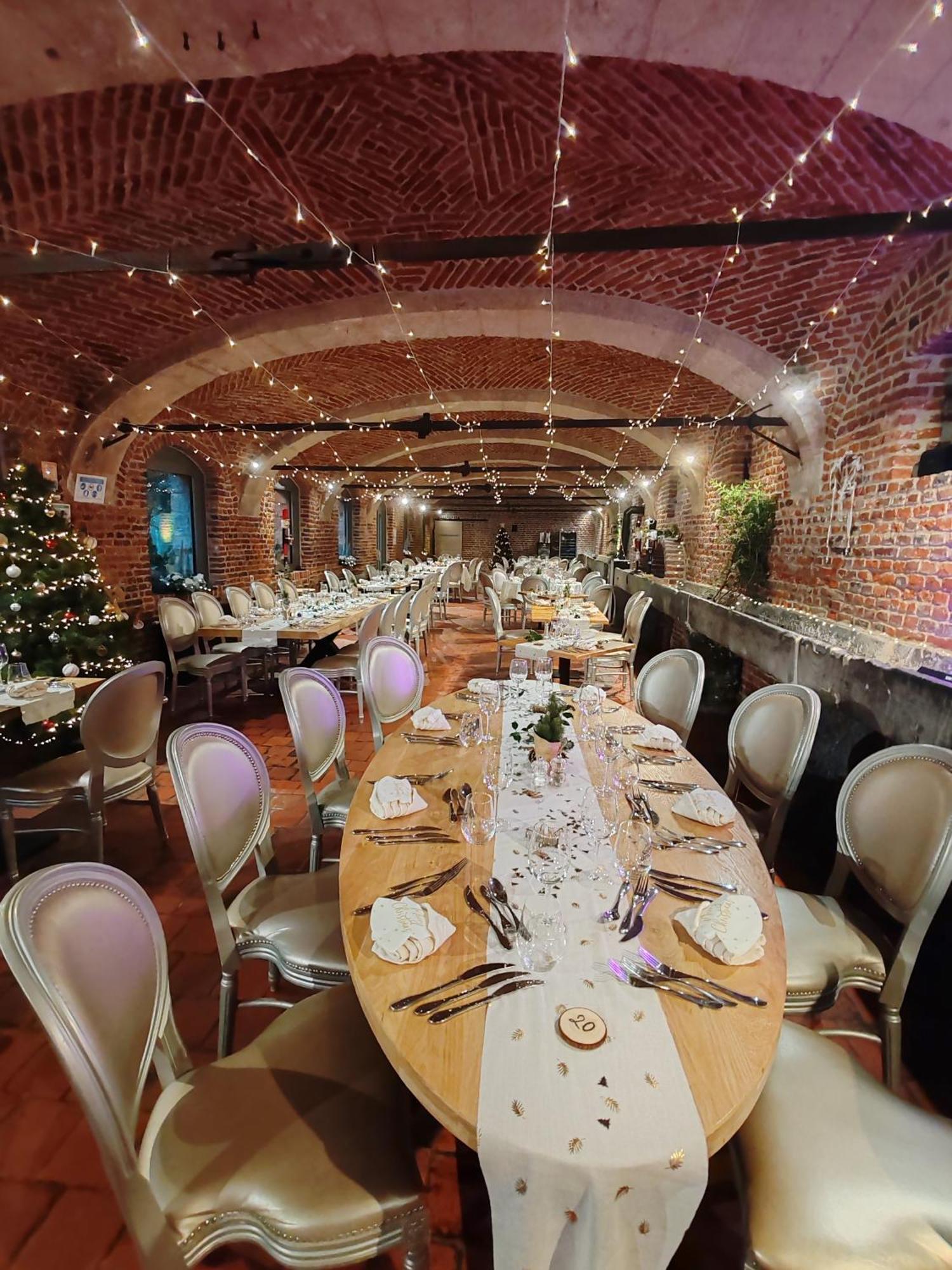 Artres Logis-Hotel-Restaurant La Gentilhommiere מראה חיצוני תמונה