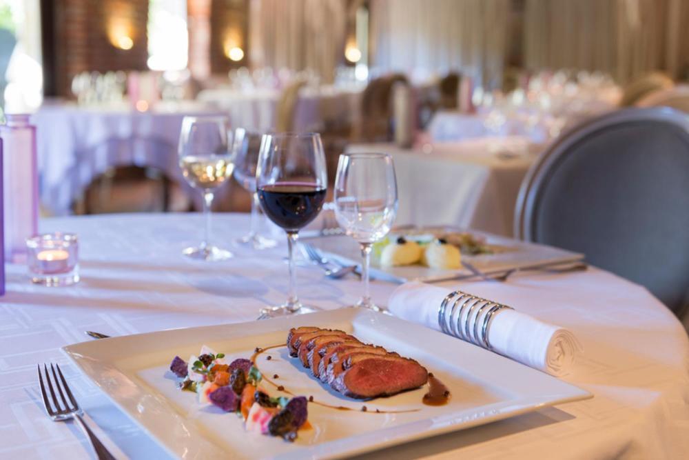 Artres Logis-Hotel-Restaurant La Gentilhommiere מראה חיצוני תמונה